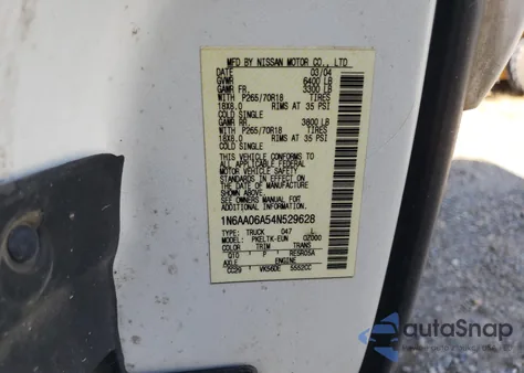 2004 Nissan Titan Xe z USA, uszkodzony, nr VIN 1N6AA06A54N529628